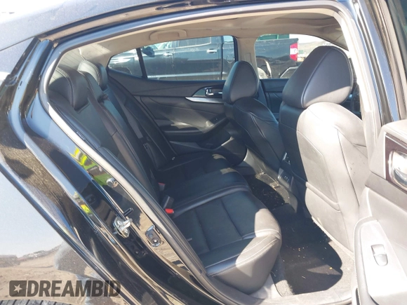 2019 Nissan Maxima Platinum z VIN 1N4AA6AV0KC365901, wystawiony jako IAAI lot #41473793 z przebiegiem 137 772 mil mil oraz . Historia ofert i sprzedaży dostępna na DreamBid. Obrazek 8.