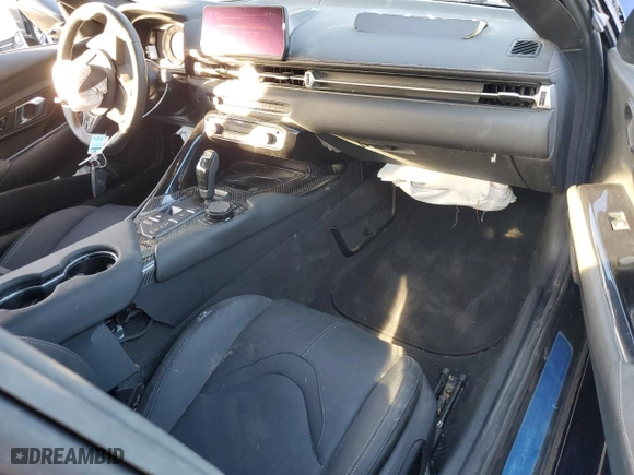 2020 Toyota GR Supra 3.0 with VIN WZ1DB4C02LW032496, listed as a Copart auction lot 82842994 with 946 mi miles and Salvage Title. Bid and sale history available at carsss.com. Image 8.