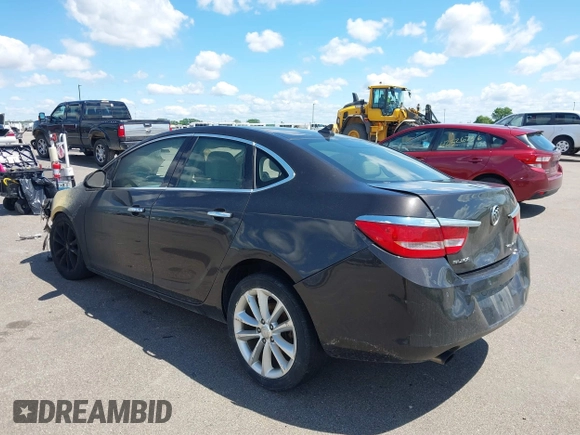2014 Buick Verano Group z VIN 1G4PS5SK9E4155906, wystawiony jako IAAI lot #42319679 z przebiegiem Nie podano mil oraz . Historia ofert i sprzedaży dostępna na DreamBid. Obrazek 3.