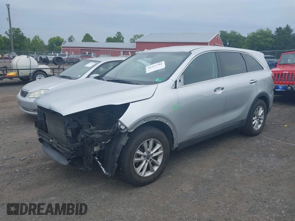2020 Kia Sorento LX z VIN 5XYPG4A33LG680825, wystawiony jako IAAI lot #42357206 z przebiegiem 88 359 mil mil oraz . Historia ofert i sprzedaży dostępna na DreamBid. Obrazek 17.