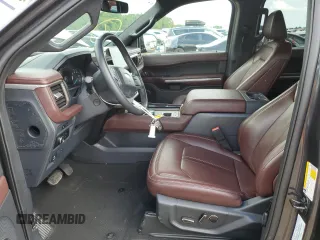 2024 Ford Expedition Limited с VIN 1FMJU1K81REA45719, выставлен на аукционе Copart как лот 59582435 с пробегом 24 540 миль миль и Чистый • Clean title. История ставок и продаж доступна на DreamBid. Изображение 7.