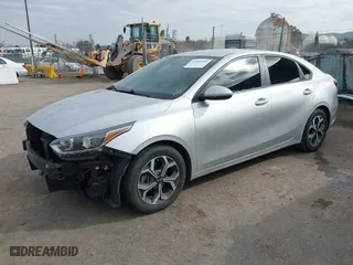 2019 Kia Forte LXS with VIN 3KPF24AD9KE042044, listed as a IAAI auction lot 41561802 with 76,252 mi miles. Bid and sale history available at carsss.com. Image 18.