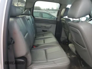 2011 Chevrolet Silverado 1500 with VIN 3GCPCPEA7BG313724, listed as a Copart auction lot 46576135 with 222,893 mi miles and Salvage Title. Bid and sale history available at DreamBid. Image 10.