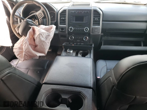 2018 Ford Expedition XLT с VIN 1FMJU1HT2JEA40304, выставлен на аукционе Copart как лот 57799405 с пробегом Не указан миль и Чистый • Clean title. История ставок и продаж доступна на DreamBid. Изображение 8.