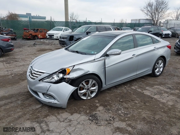 2013 Hyundai Sonata SE with VIN 5NPEC4AC4DH710329, listed as a IAAI auction lot 41849429 with 104,607 mi miles. Bid and sale history available at carsss.com. Image 2.