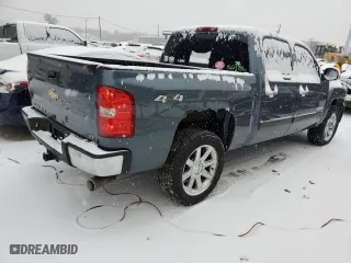 2007 Chevrolet Silverado 1500 LTZ with VIN 2GCFK13Y671616179, listed as a Copart auction lot 87102124 with 230,400 mi miles and Clean Title. Bid and sale history available at carsss.com. Image 3.