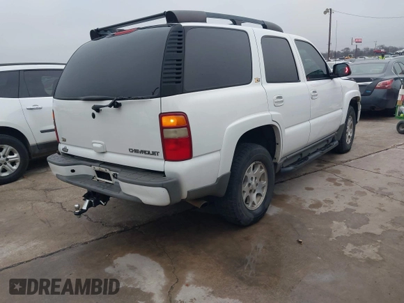 2003 Chevrolet Tahoe LT with VIN 1GNEK13Z33R304799, listed as a IAAI auction lot 41552534 with 194,843 mi miles. Bid and sale history available at carsss.com. Image 4.