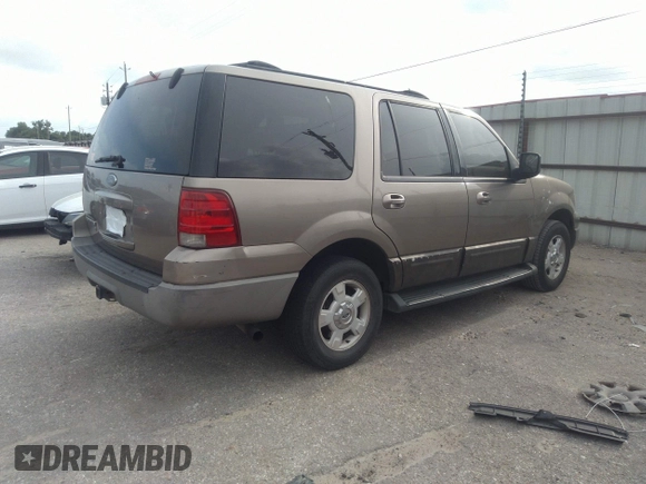 2003 Ford Expedition Special Service with VIN 1FMRU15W33LB74108, listed as a IAAI auction lot 42337025 with 315,691 mi miles and . Bid and sale history available at DreamBid. Image 4.