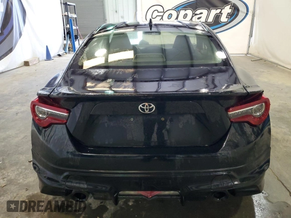 2019 Toyota 86 GT z VIN JF1ZNAE17K9702661, wystawiony jako Copart lot #52847335 z przebiegiem 69 831 mil mil oraz Czysty tytuł • Clean title. Historia ofert i sprzedaży dostępna na DreamBid. Obrazek 6.