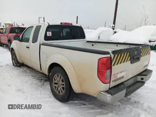 2015 Nissan Frontier SV z VIN 1N6AD0CW5FN719777, wystawiony jako Copart lot #43763175 z przebiegiem 159 190 mil mil oraz Czysty tytuł • Clean title. Historia ofert i sprzedaży dostępna na DreamBid. Obrazek 2.