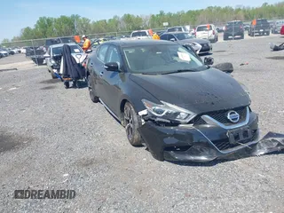 2018 Nissan Maxima SV z VIN 1N4AA6AP3JC407820, wystawiony jako IAAI lot #42098941 z przebiegiem 65 071 mil mil oraz . Historia ofert i sprzedaży dostępna na DreamBid. Obrazek 1.