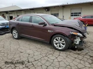 2011 Ford Taurus SEL z VIN 1FAHP2EW4BG167369, wystawiony jako Copart lot #52797525 z przebiegiem 98 696 mil mil oraz Czysty tytuł • Clean title. Historia ofert i sprzedaży dostępna na DreamBid. Obrazek 4.