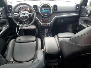 2020 MINI Countryman Cooper S with VIN WMZYW7C03L3L43586, listed as a Copart auction lot 64841424 with 42,940 mi miles and Non Repairable. Bid and sale history available at carsss.com. Image 8.