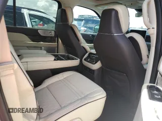 2020 Lincoln Navigator Black Label z VIN 5LMJJ3TT4LEL21595, wystawiony jako Copart lot #73951494 z przebiegiem Nie podano mil oraz Szkoda całkowita • Salvage title. Historia ofert i sprzedaży dostępna na DreamBid. Obrazek 11.