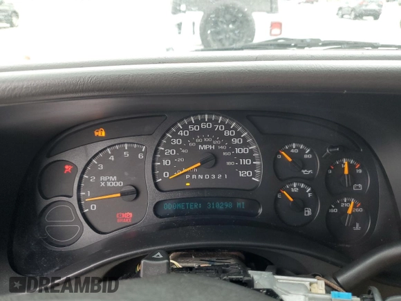 2006 Chevrolet Suburban LS w/1WT with VIN 1GNEC16Z96J167539, listed as a Copart auction lot 52018195 with 310,298 mi miles and Salvage Title. Bid and sale history available at carsss.com. Image 9.