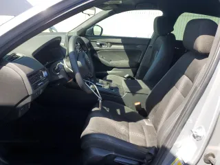 2025 Honda Civic Sport z VIN 2HGFE2F56SH502604, wystawiony jako Copart lot #49103395 z przebiegiem Nie podano mil oraz Szkoda całkowita • Salvage title. Historia ofert i sprzedaży dostępna na DreamBid. Obrazek 7.