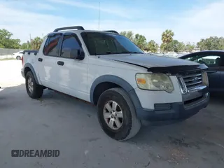 2007 Ford Explorer Sport Trac XLT with VIN 1FMEU31K87UA14190, listed as a IAAI auction lot 42093553 with 103,077 mi miles. Bid and sale history available at carsss.com. Image 1.