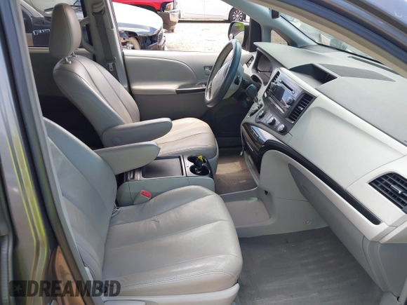 2011 Toyota Sienna LE AAS с VIN 5TDKK3DC9BS004718, выставлен на аукционе IAAI как лот 42602726 с пробегом 172 133 миль миль и . История ставок и продаж доступна на DreamBid. Изображение 5.