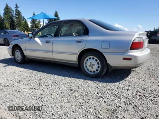 1996 Honda Accord EX with VIN 1HGCD5668TA091433, listed as a Copart auction lot 59375654 with 317,499 mi miles and Clean Title. Bid and sale history available at DreamBid. Image 2.