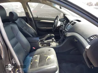2005 Acura TSX with VIN JH4CL96915C023905, listed as a IAAI auction lot 42337485 with Not provided miles and . Bid and sale history available at DreamBid. Image 5.