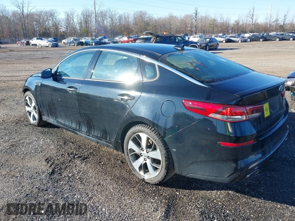 2019 Kia Optima LX with VIN 5XXGT4L37KG368275, listed as a IAAI auction lot 41633444 with 81,136 mi miles. Bid and sale history available at carsss.com. Image 3.