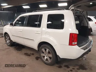 2015 Honda Pilot Touring with VIN 5FNYF4H98FB001841, listed as a IAAI auction lot 41955645 with 109,818 mi miles. Bid and sale history available at carsss.com. Image 3.