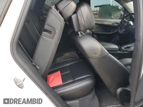 2018 Porsche Macan GTS with VIN WP1AG2A53JLB62001, listed as a Copart auction lot 43154635 with Not provided miles and Salvage title. Bid and sale history available at DreamBid. Image 11.