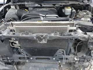 2018 Ram 2500 Tradesman z VIN 3C6UR5HJ1JG380875, wystawiony jako Copart lot #85978894 z przebiegiem 147 840 mil mil oraz Szkoda całkowita • Salvage title. Historia ofert i sprzedaży dostępna na DreamBid. Obrazek 12.