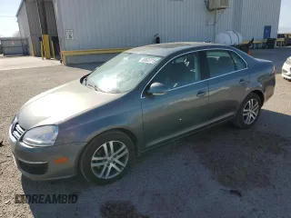2005 Volkswagen Jetta 2.5L with VIN 3VWDG71KX5M604291, listed as a Copart auction lot 63622715 with Not provided miles and Salvage title. Bid and sale history available at DreamBid. Image 1.