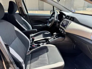 2020 Nissan Versa SV z VIN 3N1CN8EV3LL838731, wystawiony jako Copart lot #58837595 z przebiegiem 99 861 mil mil oraz Tytuł czysty. Historia ofert i sprzedaży dostępna na DreamBid. Obrazek 5.