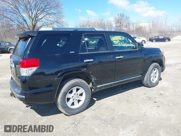 2010 Toyota 4Runner Trail with VIN JTEBU5JR0A5003049, listed as a IAAI auction lot 39075977 with 159,785 mi miles and . Bid and sale history available at DreamBid. Image 4.