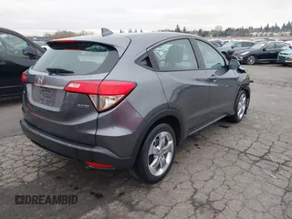 2021 Honda HR-V LX with VIN 3CZRU6H38MM723587, listed as a IAAI auction lot 41749519 with 38,211 mi miles. Bid and sale history available at carsss.com. Image 4.