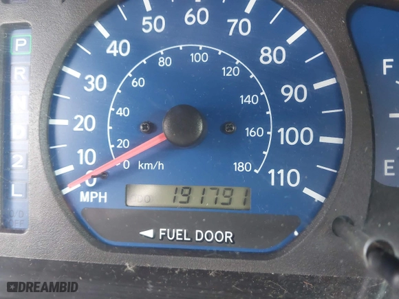 2003 Toyota Sienna LE with VIN 4T3ZF13C03U534780, listed as a IAAI auction lot 41886108 with 191,791 mi miles. Bid and sale history available at carsss.com. Image 7.