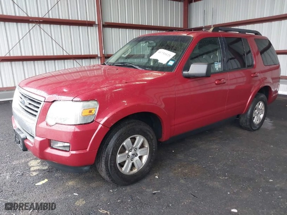 2010 Ford Explorer XLT with VIN 1FMEU7DE3AUA77766, listed as a IAAI auction lot 41733121 with 176,431 mi miles. Bid and sale history available at carsss.com. Image 2.