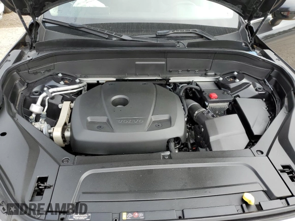 2022 Volvo XC90 Momentum with VIN YV4102CK3N1805700, listed as a Copart auction lot 82303984 with 31,877 mi miles and Salvage Title. Bid and sale history available at DreamBid. Image 12.