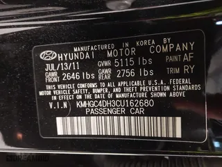 2012 Hyundai Genesis 5.0L with VIN KMHGC4DH3CU162680, listed as a IAAI auction lot 41560376 with 100,879 mi miles. Bid and sale history available at carsss.com. Image 9.
