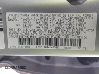 2007 Toyota Tacoma PreRunner z VIN 3TMJU62N37M033683, wystawiony jako IAAI lot #42383346 z przebiegiem 138 683 mil mil oraz . Historia ofert i sprzedaży dostępna na DreamBid. Obrazek 9.
