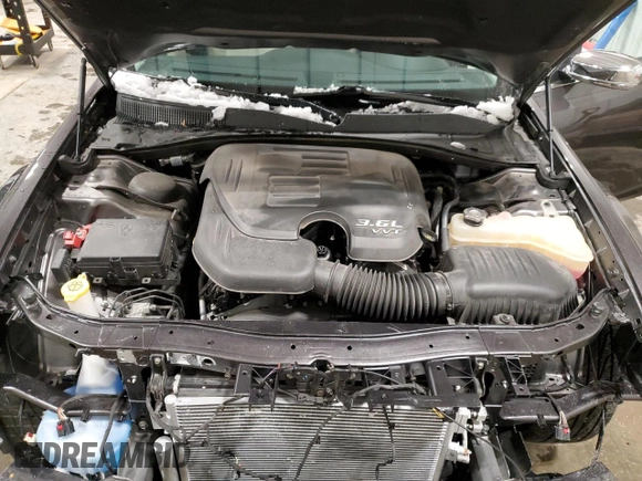2016 Chrysler 300 with VIN 2C3CCAKG3GH278499, listed as a Copart auction lot 45173915 with 29,357 mi miles and Clean Title. Bid and sale history available at carsss.com. Image 11.