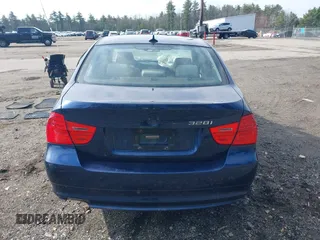 2011 BMW 3 Series 328i xDrive with VIN WBAPK5G52BNN25068, listed as a IAAI auction lot 42033139 with 168,055 mi miles. Bid and sale history available at carsss.com. Image 17.