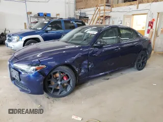 2020 Alfa Romeo Giulia with VIN ZARFANAN1L7633672, listed as a Copart auction lot 62413464 with 42,120 mi miles and Salvage Title. Bid and sale history available at carsss.com. Image 1.