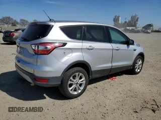2017 Ford Escape SE with VIN 1FMCU0G91HUB05605, listed as a Copart auction lot 52975765 with 28,639 mi miles and Clean Title. Bid and sale history available at carsss.com. Image 3.