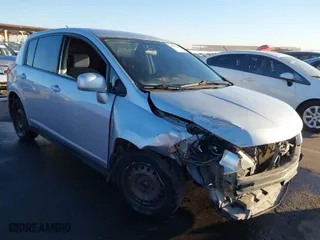 2011 Nissan Versa 1.8 SL with VIN 3N1BC1CP4BL381648, listed as a IAAI auction lot 41291515 with 252,761 mi miles. Bid and sale history available at carsss.com. Image 1.