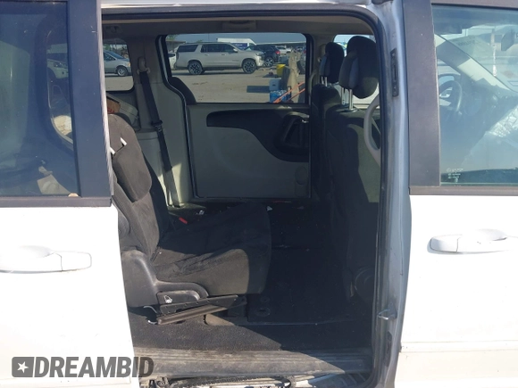 2016 Dodge Grand Caravan SXT with VIN 2C4RDGCG6GR204783, listed as a IAAI auction lot 42094898 with 132,454 mi miles. Bid and sale history available at carsss.com. Image 8.
