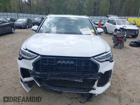 2022 Audi Q3 S line Premium Plus z VIN WA1EECF31N1148535, wystawiony jako IAAI lot #41947659 z przebiegiem 31 880 mil mil oraz . Historia ofert i sprzedaży dostępna na DreamBid. Obrazek 13.