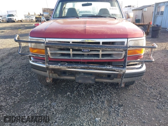 1996 Ford F-150 with VIN 1FTEF14H7TLB56002, listed as a IAAI auction lot 41403997 with 216,886 mi miles. Bid and sale history available at carsss.com. Image 6.