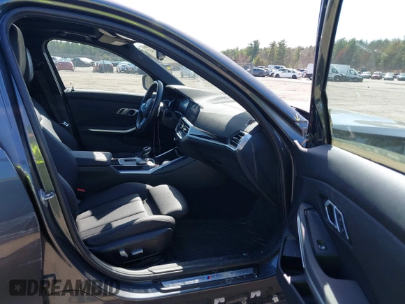 2021 BMW 3 Series 330i xDrive with VIN 3MW5R7J08M8C03343, listed as a IAAI auction lot 42061147 with 34,941 mi miles and . Bid and sale history available at DreamBid. Image 5.