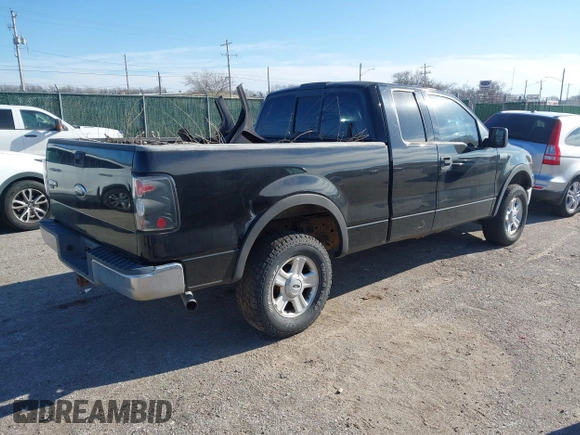 2004 Ford F-150 XLT with VIN 1FTPX14514NB06309, listed as a IAAI auction lot 41202327 with 196,861 mi miles. Bid and sale history available at carsss.com. Image 4.