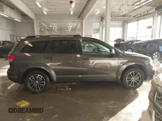 2018 Dodge Journey SE with VIN 3C4PDCAB1JT519745, listed as a IAAI auction lot 41366307 with 131,436 mi miles. Bid and sale history available at carsss.com. Image 13.