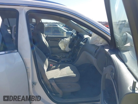 2014 Buick Enclave Convenience with VIN 5GAKRAKD2EJ370874, listed as a IAAI auction lot 41745842 with 1 mi miles. Bid and sale history available at carsss.com. Image 5.
