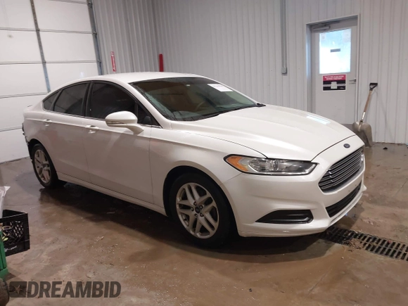 2015 Ford Fusion SE with VIN 1FA6P0HDXF5103537, listed as a IAAI auction lot 41241939 with 147,059 mi miles. Bid and sale history available at carsss.com. Image 1.